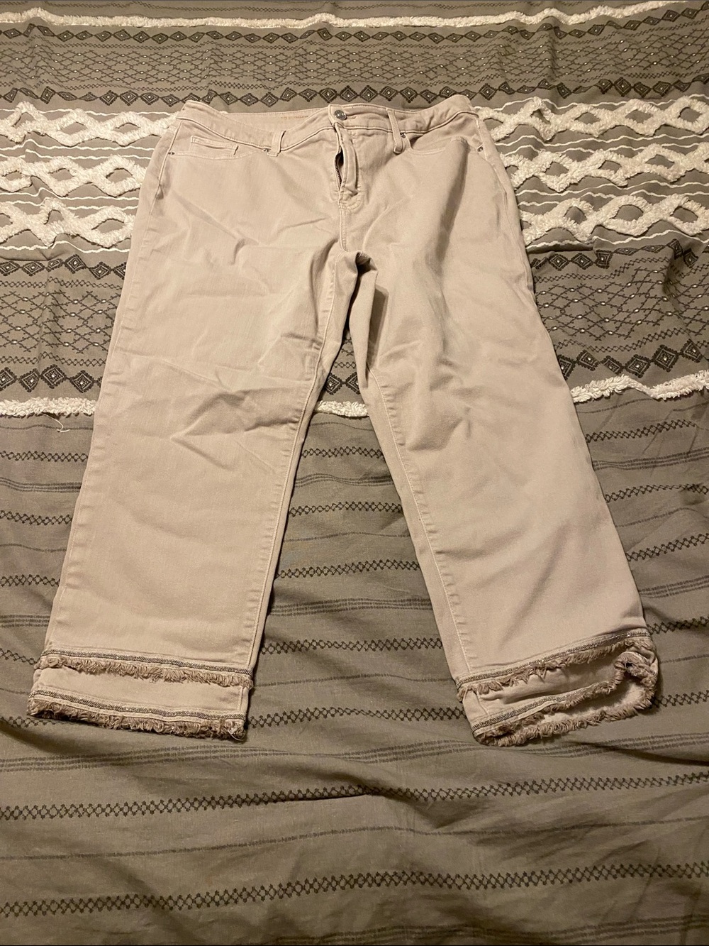 Chico's Women's Straight Leg Jeans in Light Tan with Frayed Hem